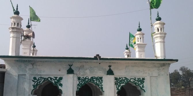 मस्जिदमा गुञ्जन छाडे अजानको धुन