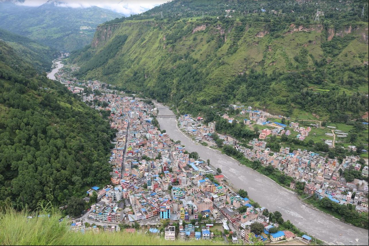 बेनीको बजारः पर्यटकको रोजाइमा रमाइलो पहाड