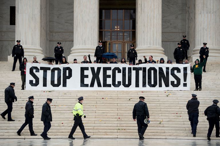 अमेरिकी सर्वोच्च अदालतद्वारा मृत्युदण्ड सम्बन्धी संघीय कानुन सदर