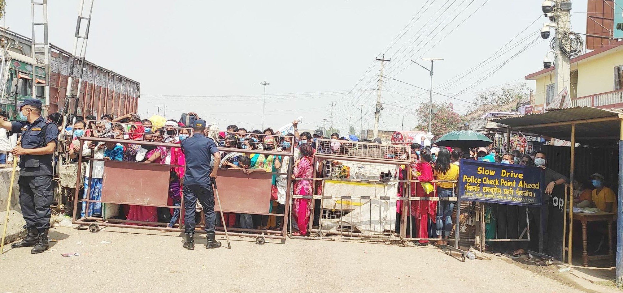 नेपालगञ्ज नाकामा कडाई,अनावश्यक आवागमनमा रोक