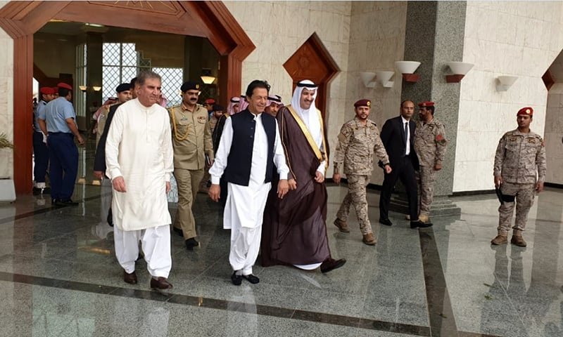 पाकिस्तानी प्रधानमन्त्री खान साउदी अरबको भ्रमणमा