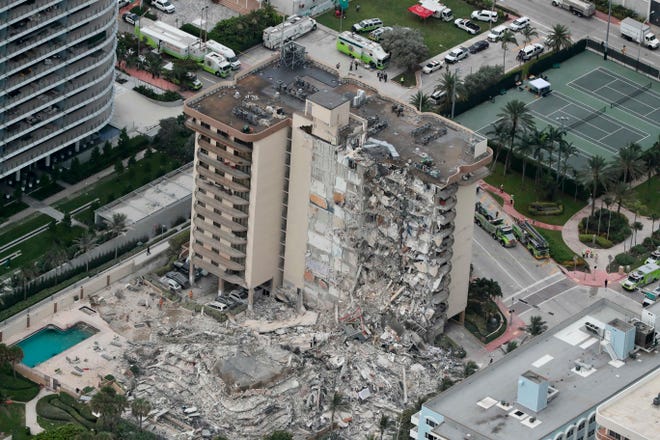 फ्लोरिडाको भवनमा च्यापिएकामध्ये १२ जनाको मृत्यु, १४९ अझै बेपत्ता
