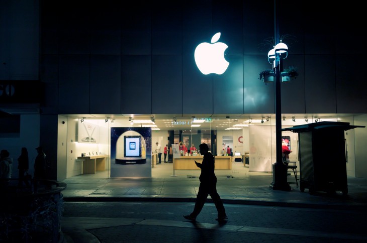 एप्पलका स्टोरहरु चीनबाहेक अन्य मुलुकमा बन्द