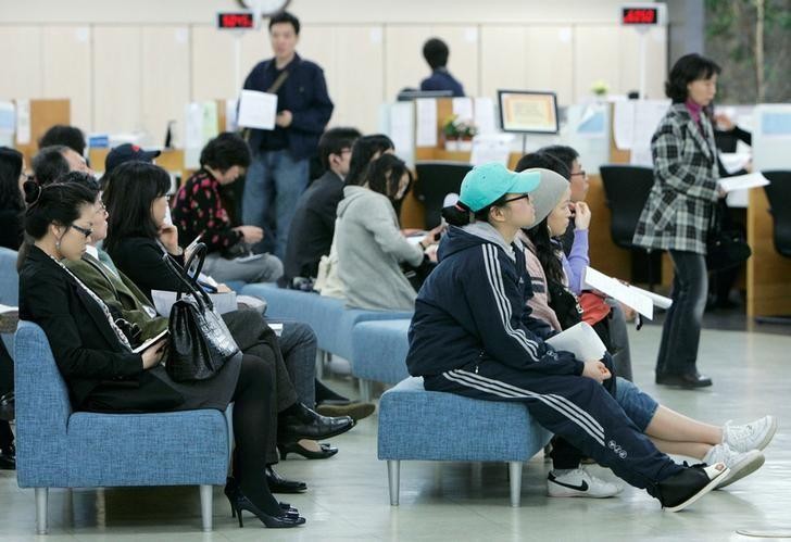 दक्षिण कोरियामा गत वर्ष तीन लाख रोजगारी सृजना